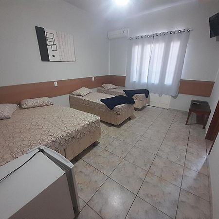 Pousada Alianca Апаресида Екстериор снимка
